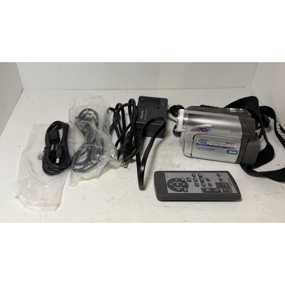 Panasonic PV-GS35 MiniDV Camcorder w/ Charger Remote Battery Cords Tested